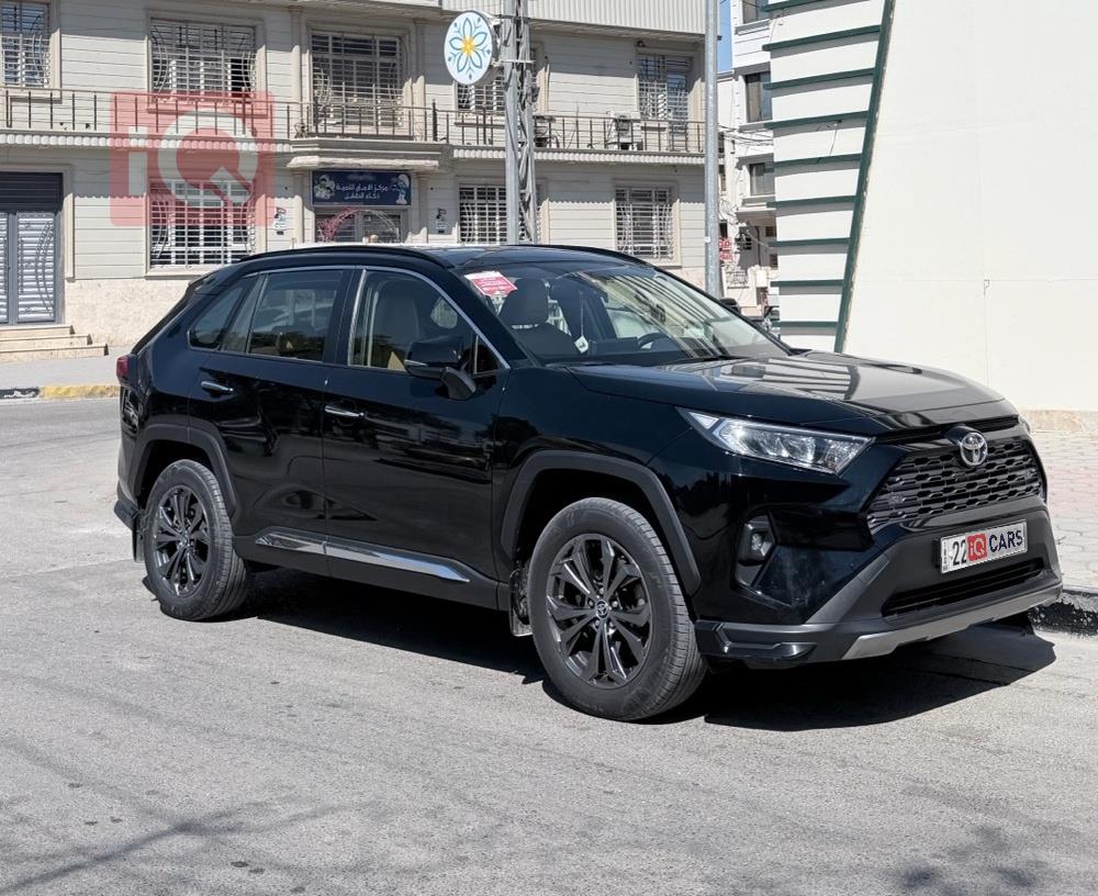 تويوتا راف 4